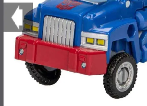 ooctfsp's tweet photo. Legacy United Gears' wheel axle isn't properly lines up, so it looks like he needs a trip to the mechanic. https://t.co/J6wtkZ1t3f
