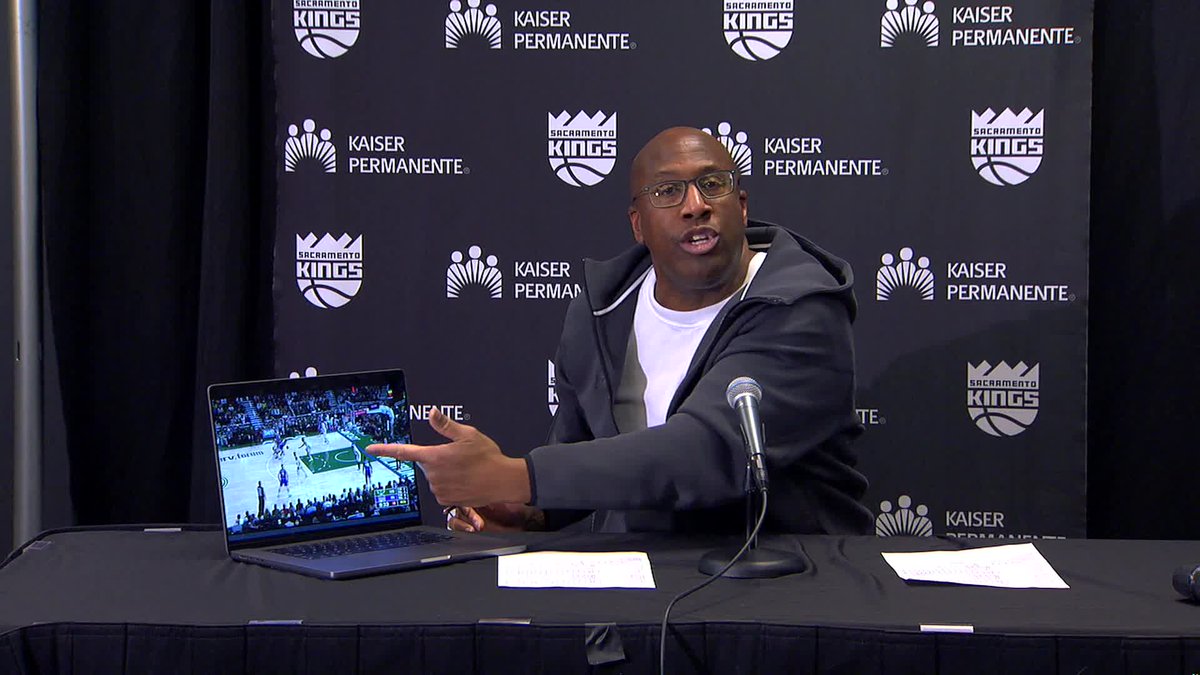 BleacherReport's tweet photo. Mike Brown brought a laptop out in his press conference https://t.co/O9WynkwqDZ
