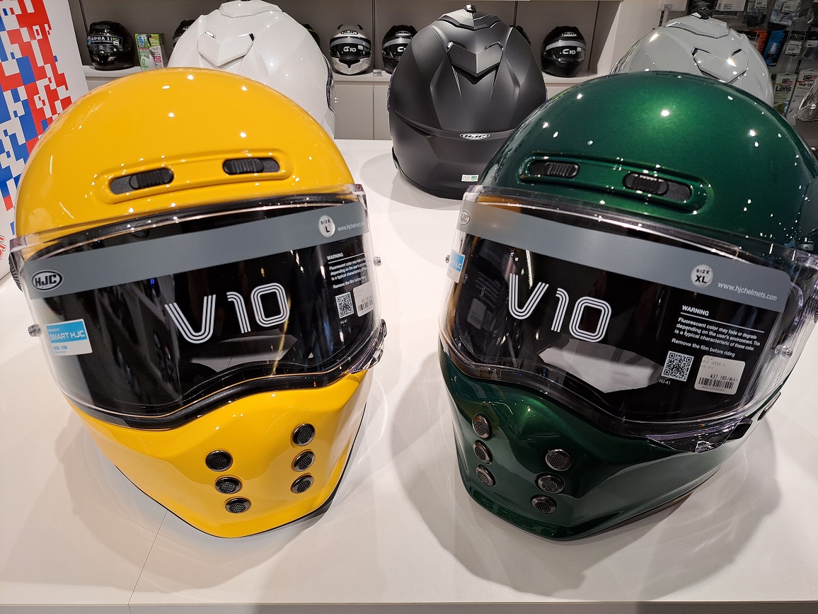 HJC V10 Sサイズ