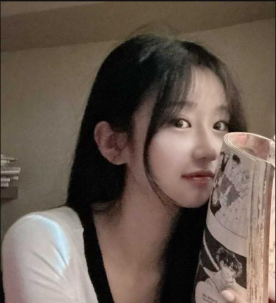 Springhall50251's tweet photo. 来自瓜友分享文件：onlyfans 高颜值博主 高桥千凛 高价收费福利《珍珠猫》乍一看还以为是个女装大佬呢！视频链接：?? https://t.co/IwgMbWsd2n https://t.co/JKGwOwHzFA