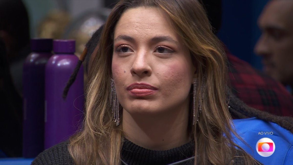 choquei's tweet photo. Quem é #FicaBeatriz da RT aqui https://t.co/spuzZxmFUL