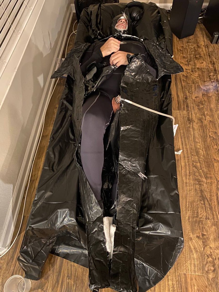 justdifferenttx's tweet photo. Part 3 - even though I was in control of @gluvlover body, breathing, and forced to listen to white noise for 6 hours while in #mummification. He still had control over my orgasms while he kept me locked in #chastity.  Next time he’ll definitely be wrapped 8 hours! 😈😈😈 https://t.co/amSTyyPrSP
