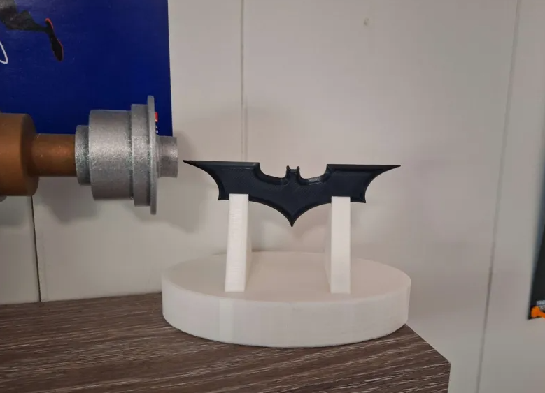 PruffessorPug's tweet photo. Some of my latest prints. The Batman Beyond one cant be finished till I get red paint. https://t.co/rQNCsW0tLN