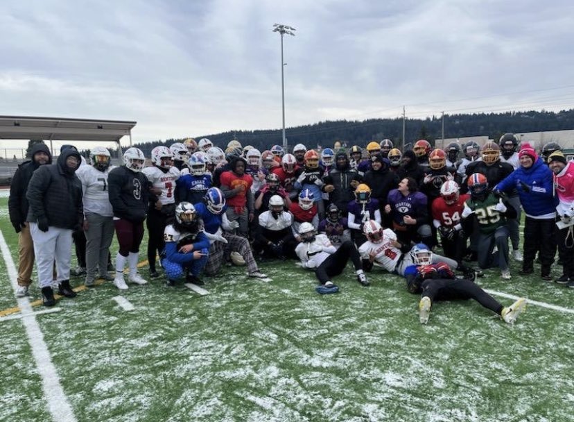 Excited to represent <a href="/tahomafootball/">Tahoma Football</a> in tomorrows Cleats Vs Cancer all star game. I will be wearing #40 for the south team at 12:00.