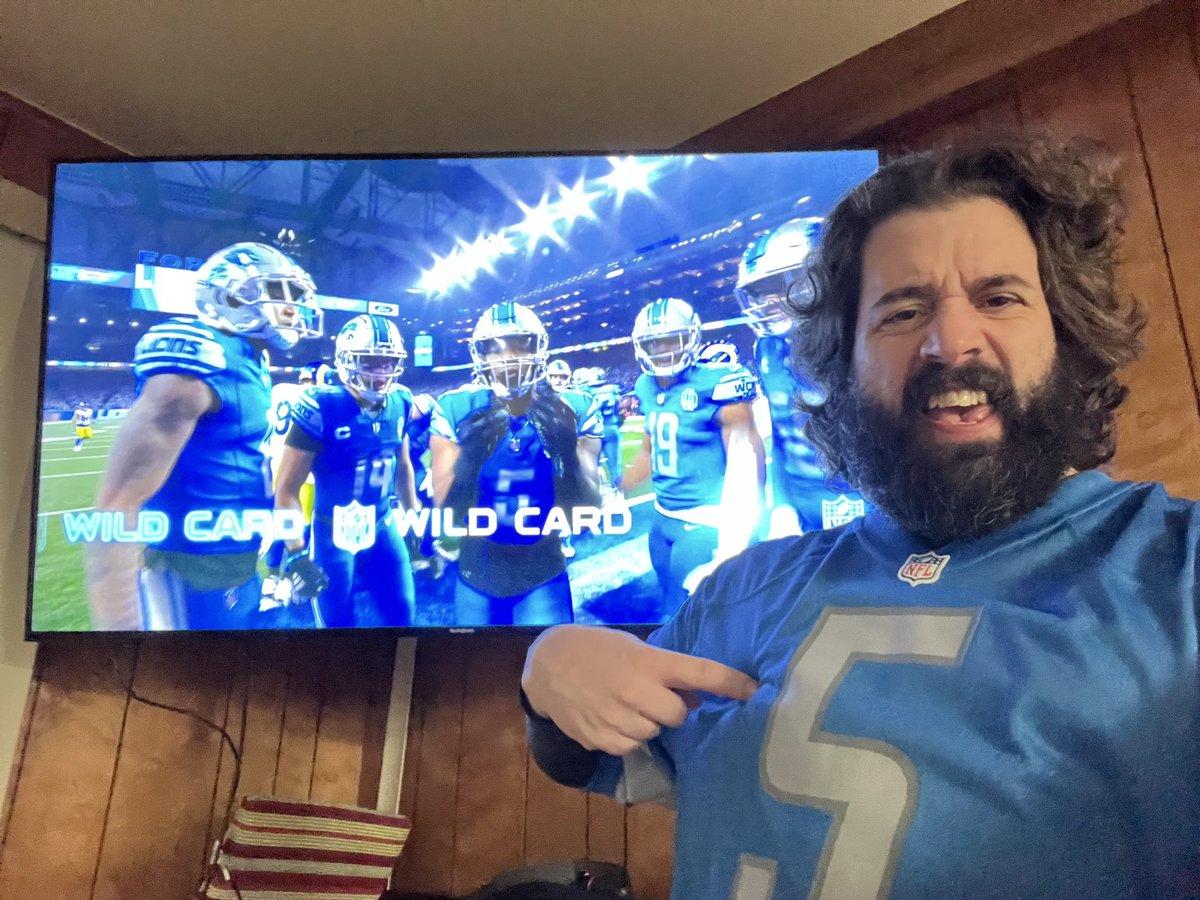 JimmyVhyde's tweet photo. All praise be to allahhhh ta people https://t.co/9b4PTF90uM