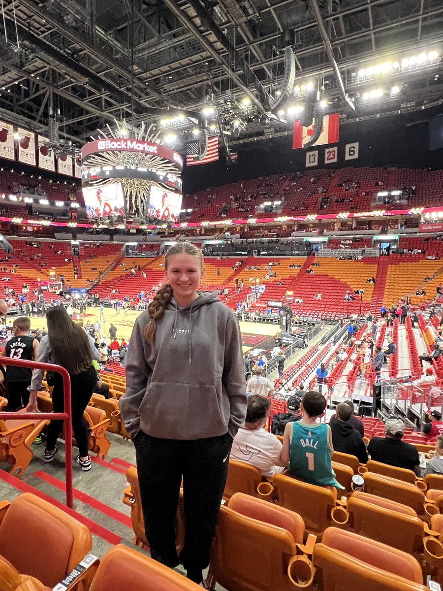 Faith_Shirbroun's tweet photo. Had a great time at the @FAUSoftball camp this weekend! Learned so much and really enjoyed every second! Loved the coaches and how passionate and helping they are!!! Also got the opportunity to see a Miami Heat game!! Thank again to all the coaches!!! @CoachJordanSB @tsmartt14 https://t.co/lQ73NYT9co