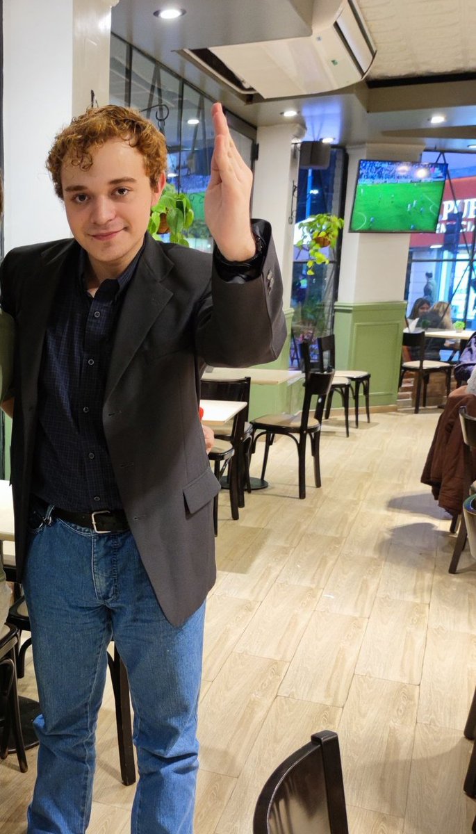 pulch97's tweet photo. -Deja de fumar en el embarazo le va a hacer mal al bebé.
+No pasa nada 

El bebé 20 años después. https://t.co/u0ZqwlnKNK
