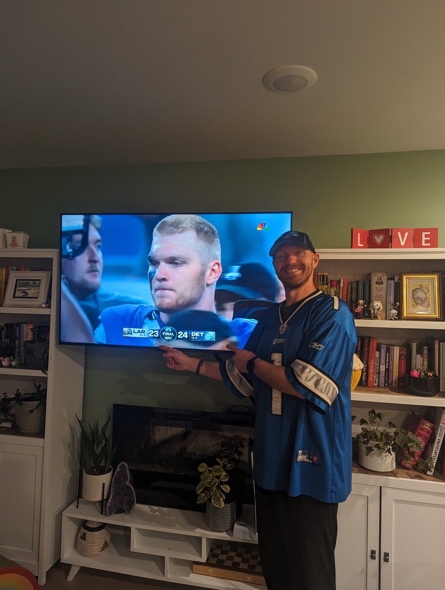 Junior High Last time I saw my team win in the playoffs!!! Go <a href="/Lions/">Detroit Lions</a> #AllGrit