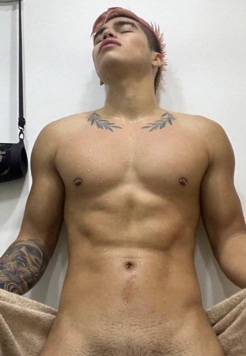Sebasnavarrroo's tweet photo. ¿Quieres verme desnudo teniendo sexo, masturbandome? HÁBLAME PAGOS POR PAYPAL, DAVIPLATA Y NEQUI PROMOCIÓN HOY 7 FOTOS Y 7 VIDEOS POR 30MIL 😈😈 https://t.co/fXWR1NZwKQ