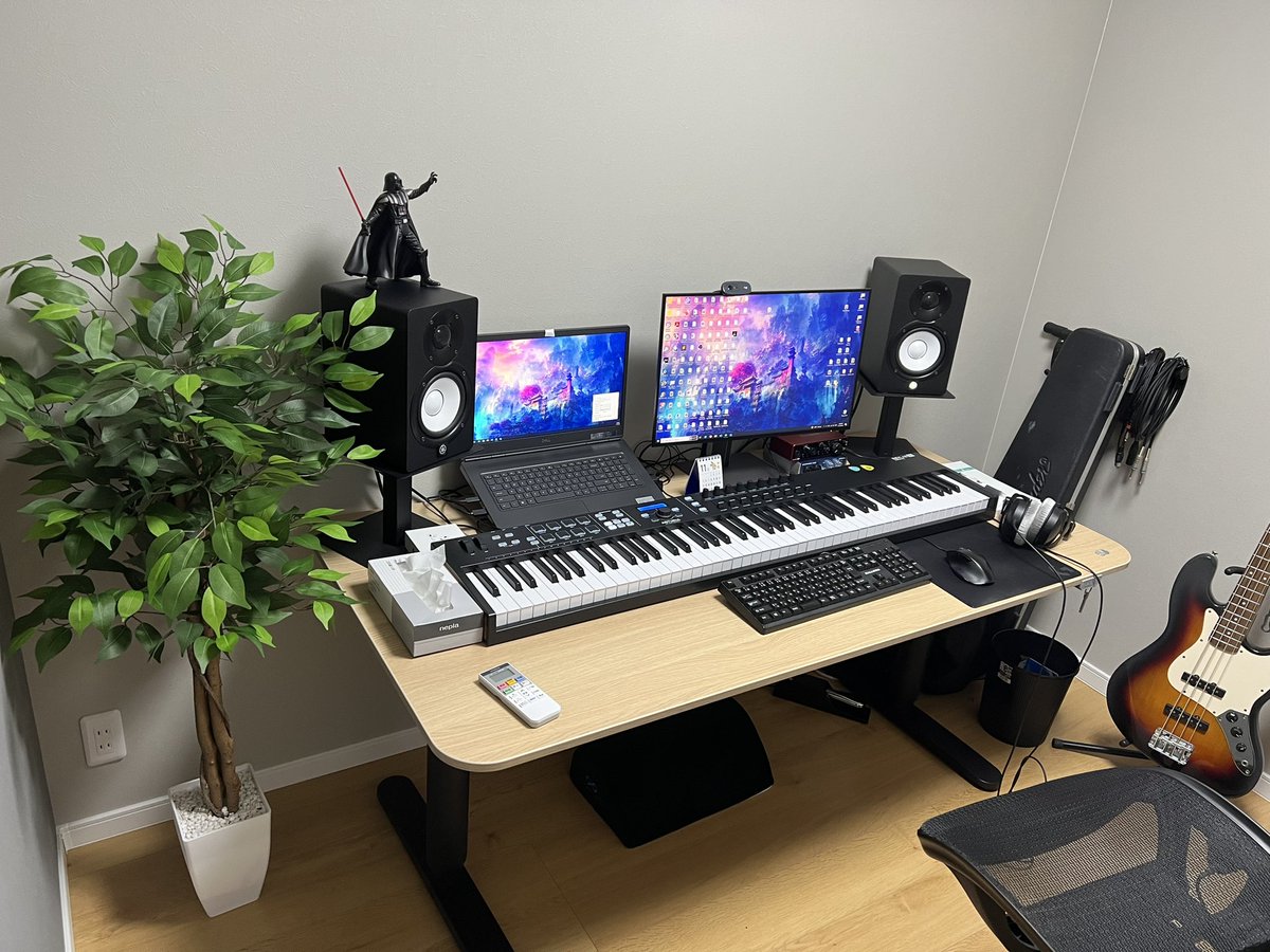 PolSunyer's tweet photo. @alvaroga91 @RukirinTV Este es de IKEA, motorizado y por el precio está super bien! https://t.co/6gAnDL5ksE