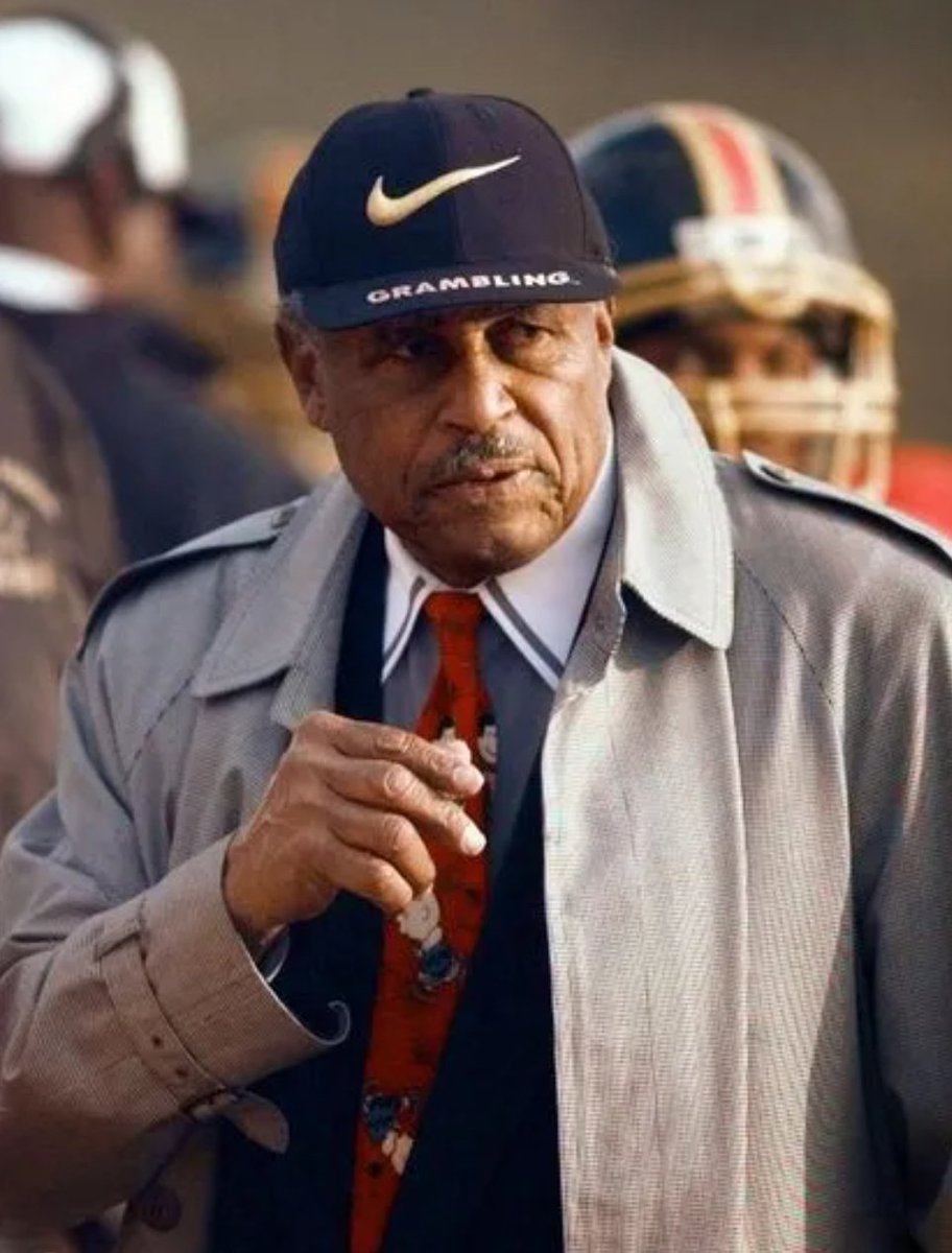 1stFade's tweet image. The fact that an all-time list was made without the Legend, the Pioneer, the Father, is flat out crazy! @247Sports you dropped the ball! Baaddddd!! 408 wins! #CoachRob