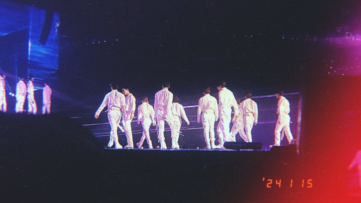 joshuadobaur's tweet photo. 🎞️ — follow in film aesthetic ⋆.˚⭒⋆.˚ 
🌙 : night ver.

#FollowToBulacan #SEVENTEENinBULACAN @pledis_17 https://t.co/kMRfyQIr5z