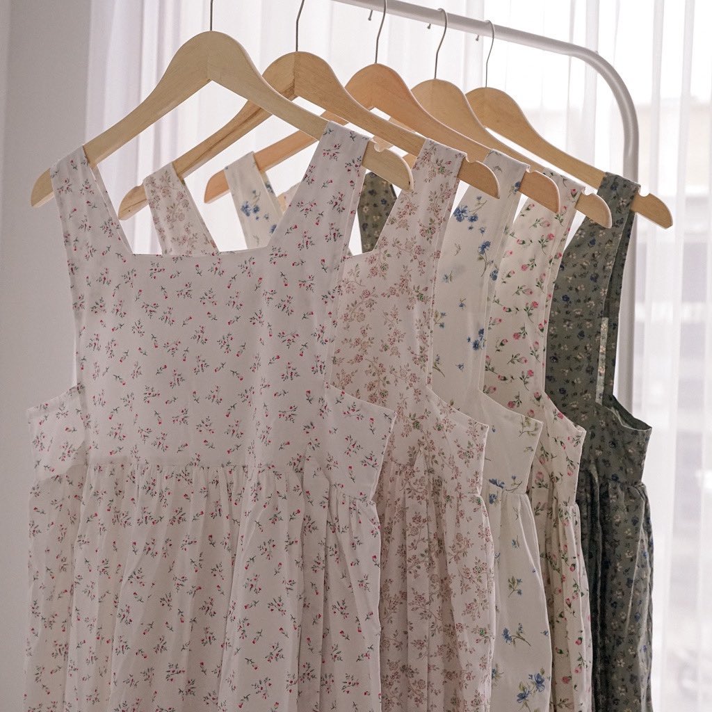 RacunShoppeCom's tweet photo. Cantik banget overall motif bunga✨
Bisa klik link di bio no 38 ya🛒🛍️🩷

#vintage #koreanstyle #racunshopee https://t.co/Drjg0sBHXL