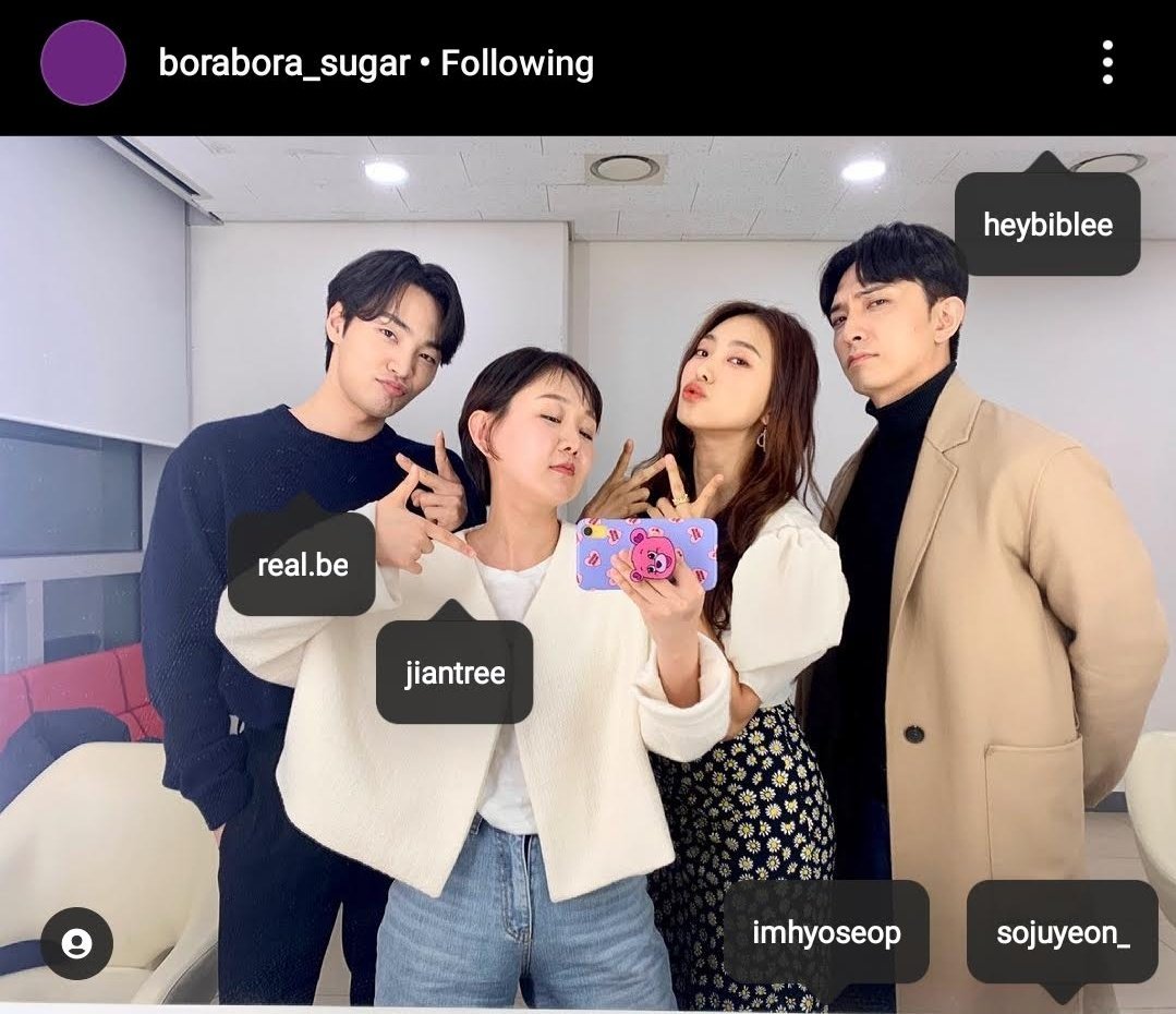 nebulalphacent's tweet photo. besties things~
ketika temen lo ada yg ga dateng tapi tetep di tag tuh bukti pertemanan deket bgtt lohh😍 ibaratnya kayak nunjukkin circle-nya siapa ajaa wkwk

nothing new its just me missing them sm🙂👋🏻

#돌담즈 https://t.co/ZwFoca31lX