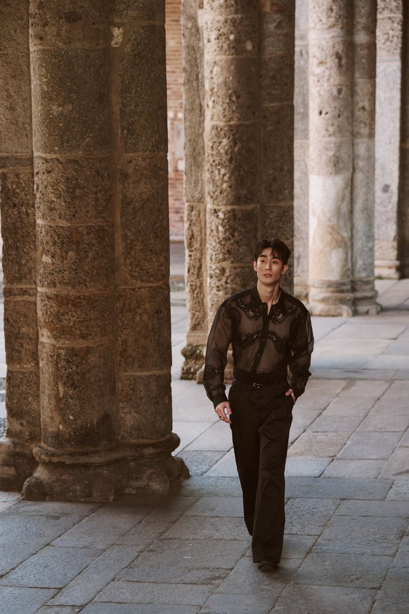 fforcejs's tweet photo. Draped in urban🖤 #DGSS24 https://t.co/OxHcwtWfJT