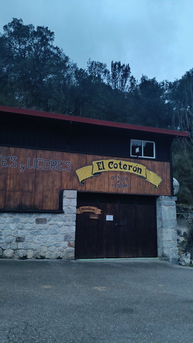 OrujosElCoteron's tweet image. #BuenosDiasATodos
Lunes de ☔ en la destilería #OrujosElCoterón
¿Por vuestra zona qué tal?
#FelizLunes
@Apez140 @josefuentesdp @ViajesDigitales @lebanensis @NatiBomba @NataliaArana19 @CalvoBeatriz