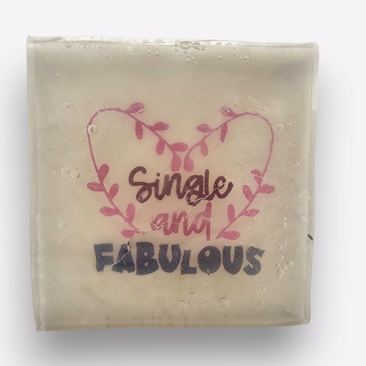 Less bubbles and these will be perfectly fabulous! But love it nonetheless! 

#singleandfabulous #soap