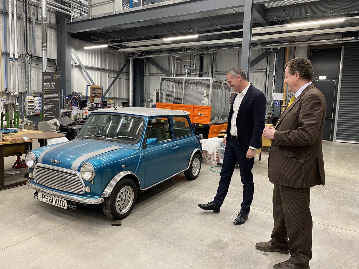 Last week we had the pleasure of welcoming <a href="/peterkyle/">Peter Kyle</a> MP, Shadow Secretary of State for Science, Innovation &amp; Technology to <a href="/TyseleyEnergy/">Tyseley Energy Park</a>. Together we toured the site and showcased the technologies we are developing across various collaborations to achieve #NetZero. <a href="/BhamPolicy/">Policy Birmingham</a>