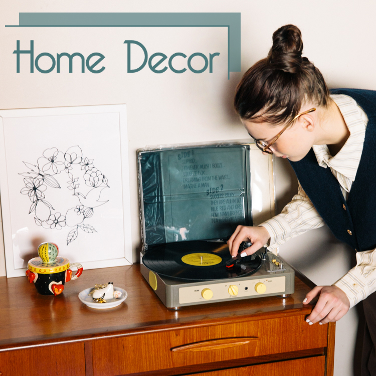 fudge_online's tweet photo. Home Decor
お部屋のアイキャッチとして雰囲気をガラッと変えてくれる、アートやオブジェを飾って。
https://t.co/CCQqTUAa1v https://t.co/AyyGqPMoAz