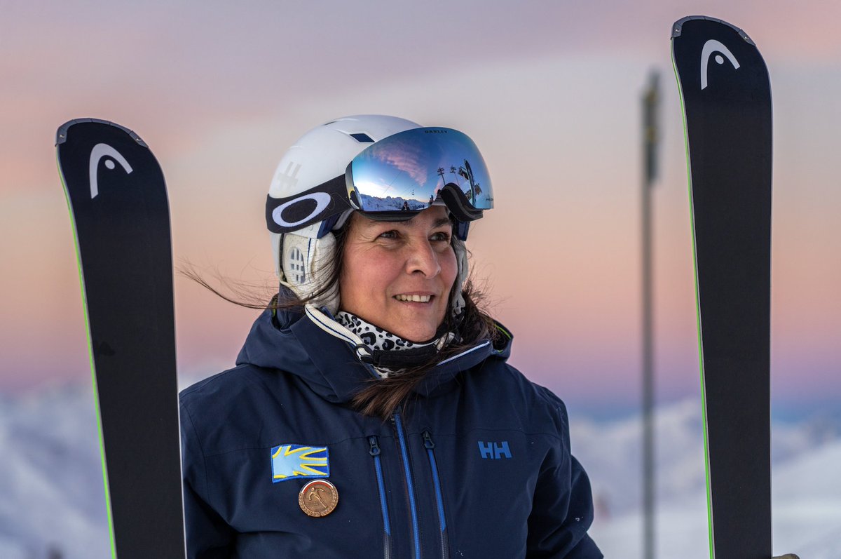 MaisonSport's tweet photo. Meet Maison Sport instructor: Sophie Chardon, the only deaf ski instructor in France. She was interviewed in her home resort of Courchevel for this week’s episode of BBC Ski Sunday ❄️ We are so proud to be representing Sophie, click here to book a lesson! https://t.co/QXoA789bIr https://t.co/JL4Pwjitys