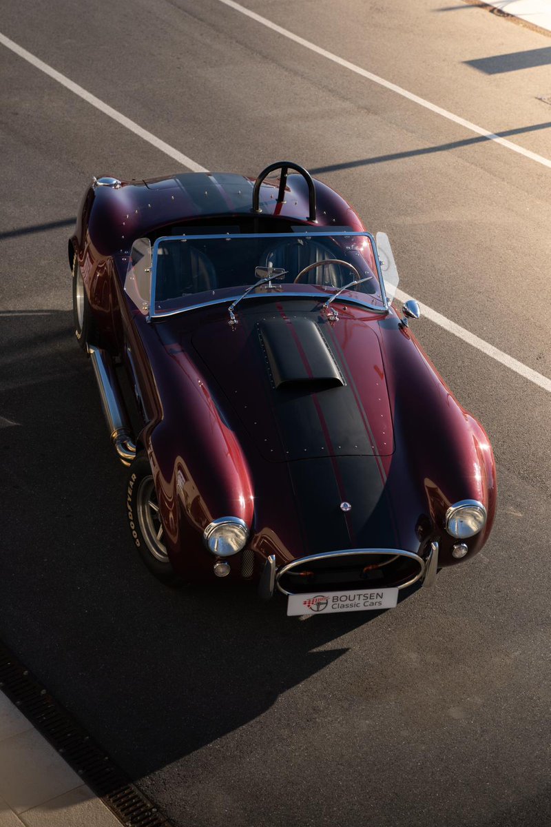 BoutsenClassic's tweet photo. We are pleased to propose you this Cobra 427 superformance 🐍
The legend tells that its engine of 495hp runs on snake venom 🤫
For sale exclusively at @boutsenclassiccars ✅

#Cobra #Cobra427 #luxurycars #boutsen #vintagecars #classiccars #Monaco https://t.co/j9l5IoA8TL