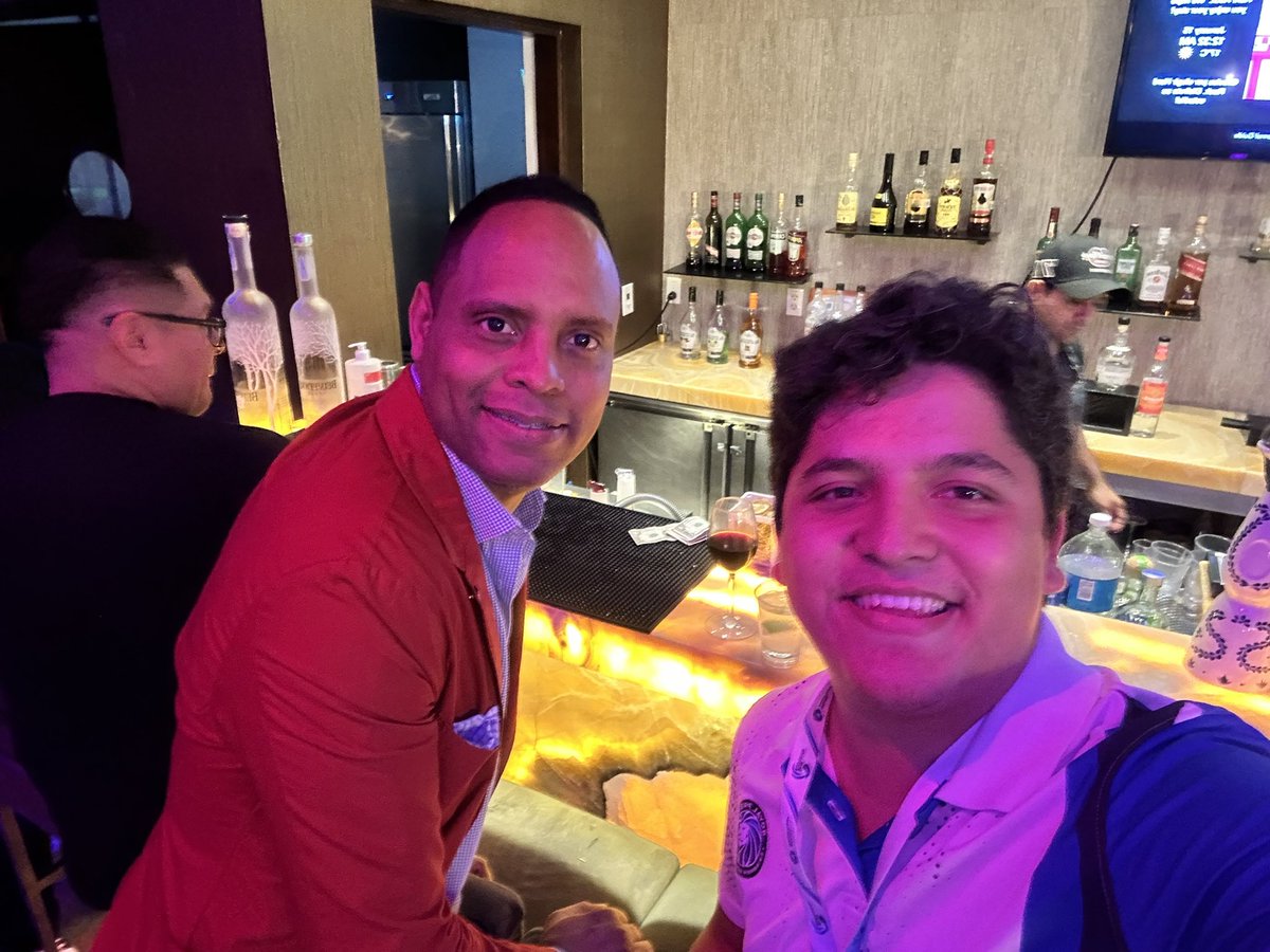 antoniosantos_p's tweet photo. No sufras por lo que otros gozan
-Humberto RD 2024 https://t.co/Q70r6zUhd4