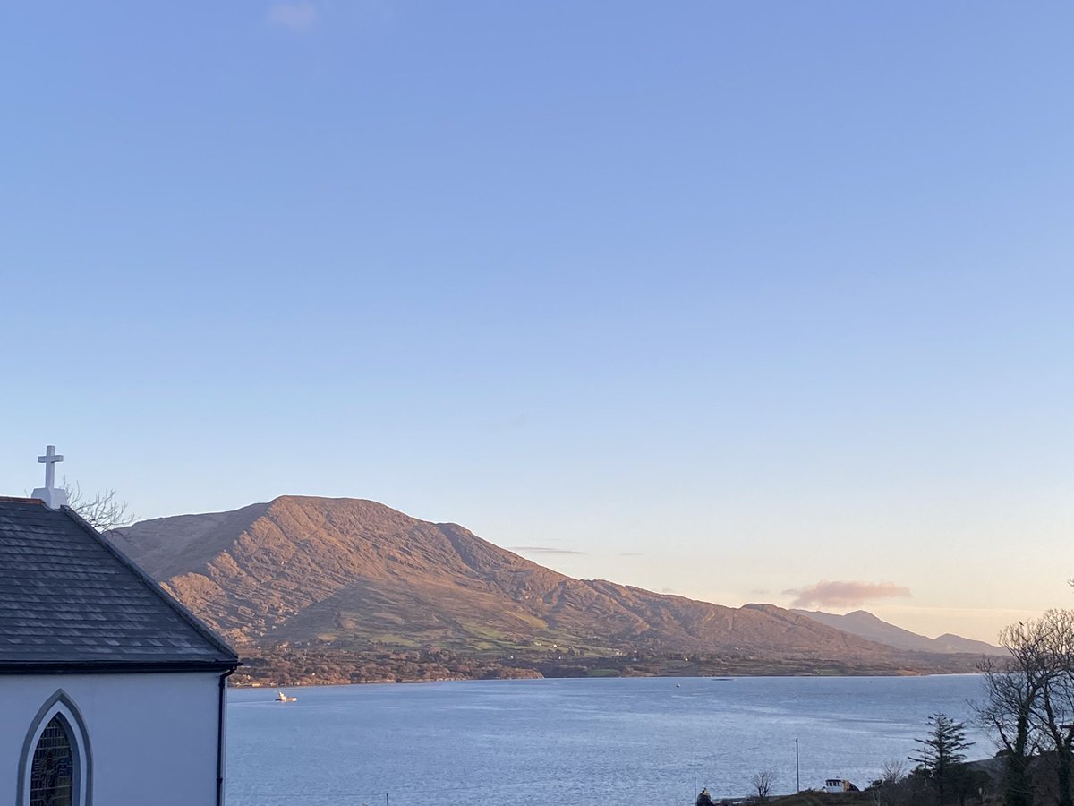 helenriddell's tweet photo. Monday morning view from the #BereIsland Projects Group Office, blue skies over Hungry Hill #islandlife https://t.co/pUesnKJqw8