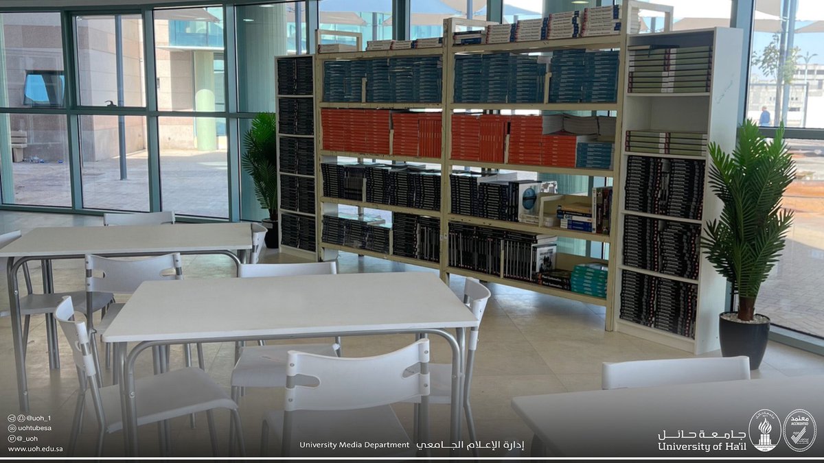 #جامعة_حائل | 📸

🤩🏢
مبنى B15  مثال للبيئة الجاذبة والمحفزة على التعلّم في المدينة الجامعية لـ طالبات كلية الشريعة والقانون، وطالبات كلية إدارة الأعمال.