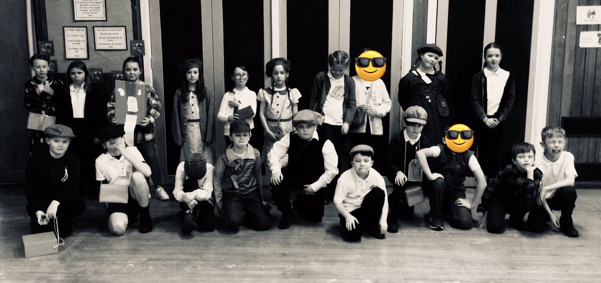 CroestyS's tweet photo. Dosbarth Ash are not looking forward to being evacuated from their class today! #immersionday #childreninWalesthroughtime @CscHumanities https://t.co/lc7Nvix8pV