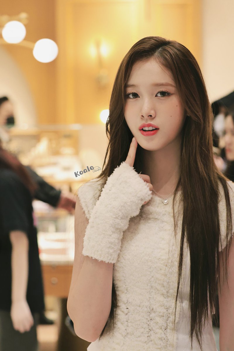 koala1209_'s tweet photo. 240115 대만 팝업

천재 강아지 

#스테이씨 #재이 
#STAYC #J https://t.co/IiUEIPB5Gw