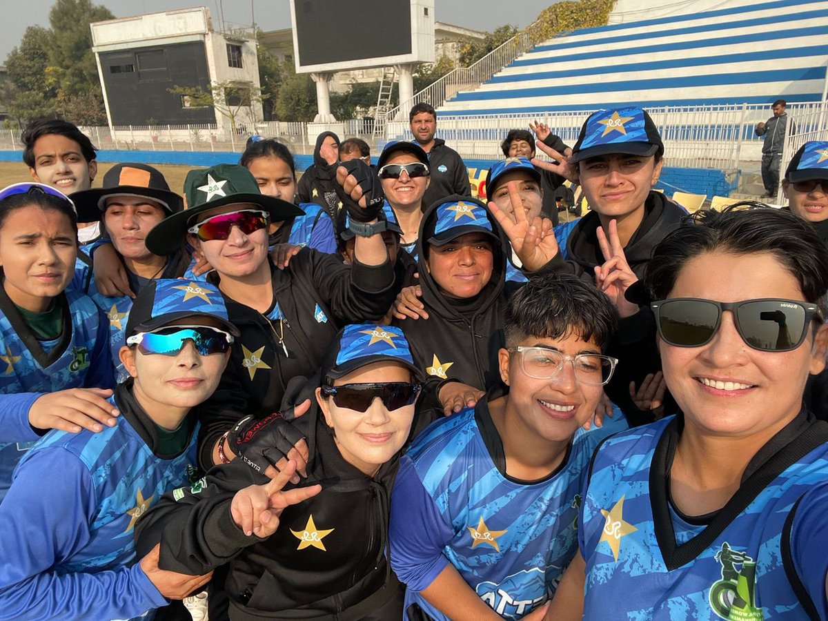Make a historic win😇💫first time ever Queeta region beat karachi region.🥳 Excellent team effort. Keep up the good work girls. Good batting show by fareeha mehmood and tuba hassan.💙🏏