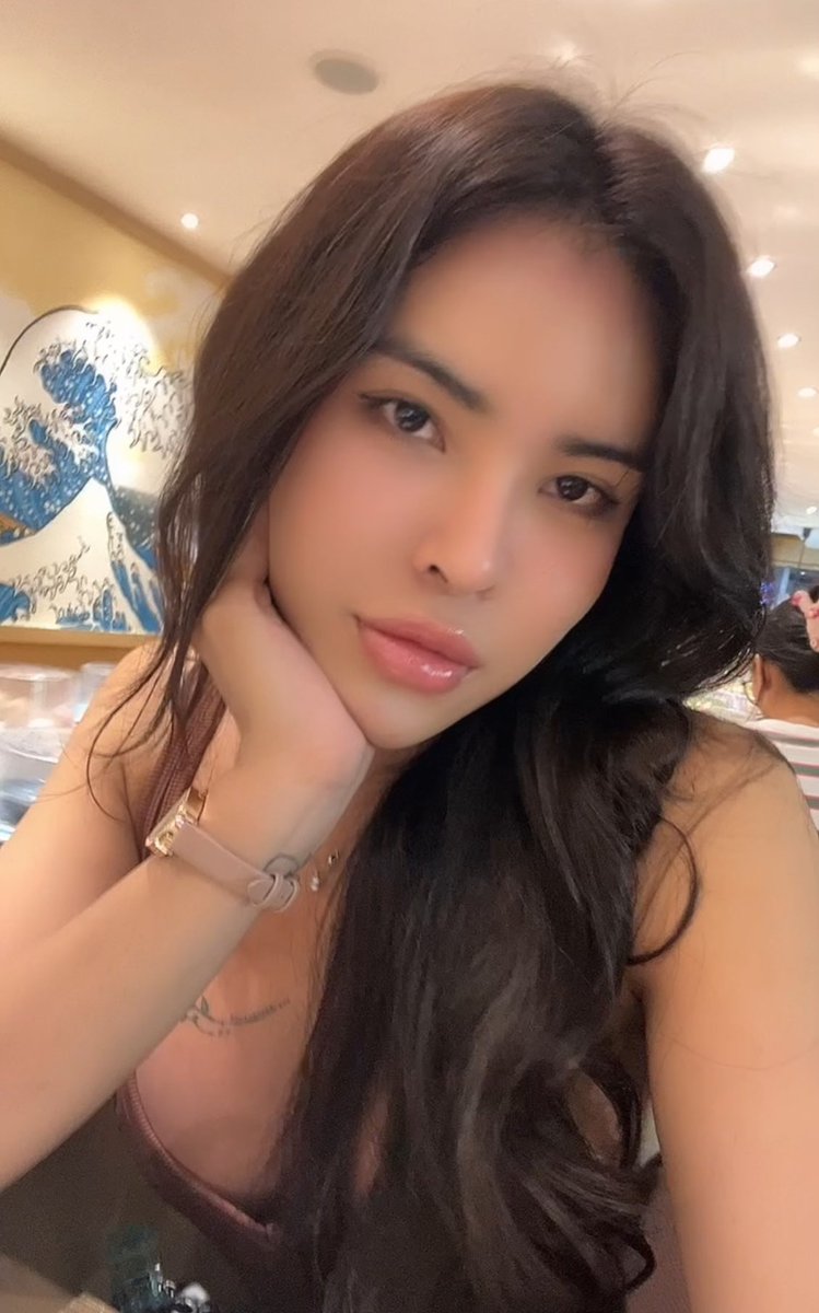 🌼🌼🌼 Are you a thief? Cause you stole my heart !!! 🩷 #ladyboy #TS #hcm