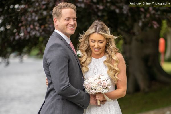 anthony_shineph's tweet photo. Top 7 Trending Posing Ideas for Your Engaging Engagement Photoshoot
https://t.co/pzpfSmPvVJ
#photography #photograph #photographer #weddingday #weddingphotography #weddingphotographer #weddingphotos #weddingphotoshoot #natural #couples #photoshoot #engagement #cambridgeshire #UK https://t.co/adfIHFobDJ