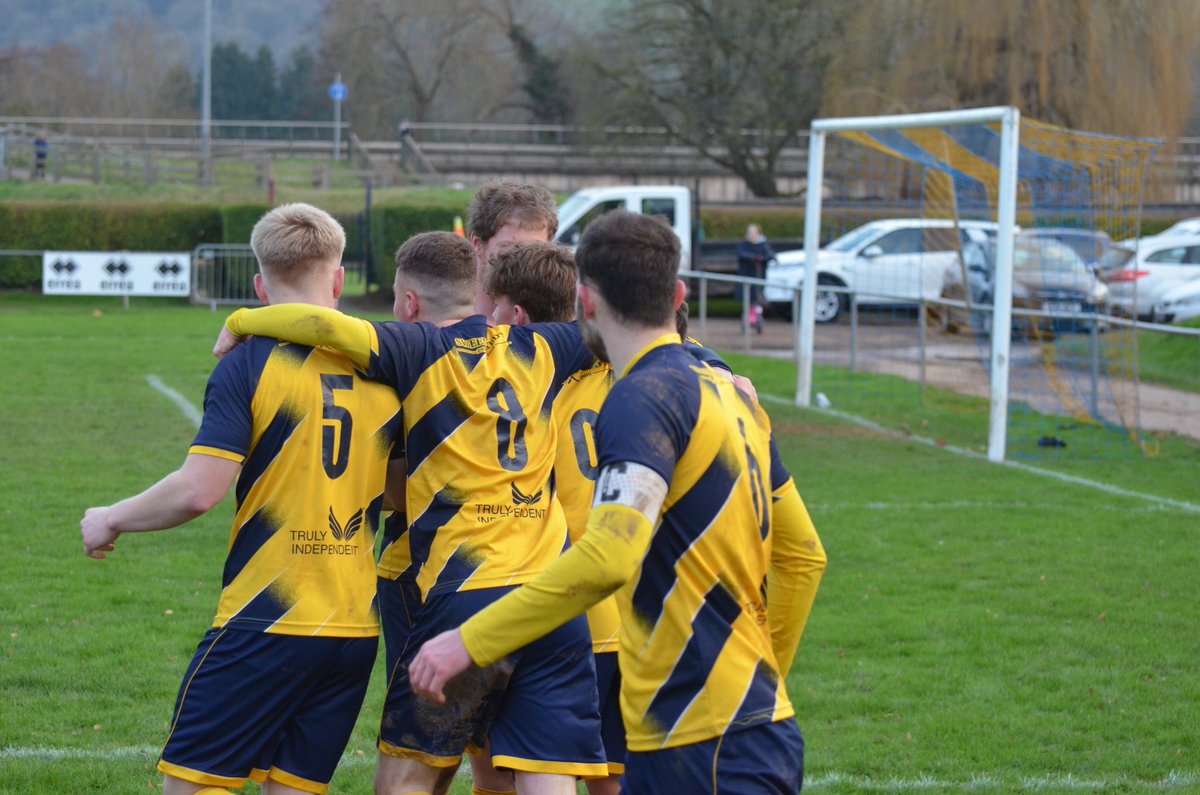 Kingfishers 3️⃣-1️⃣ Newport Corries