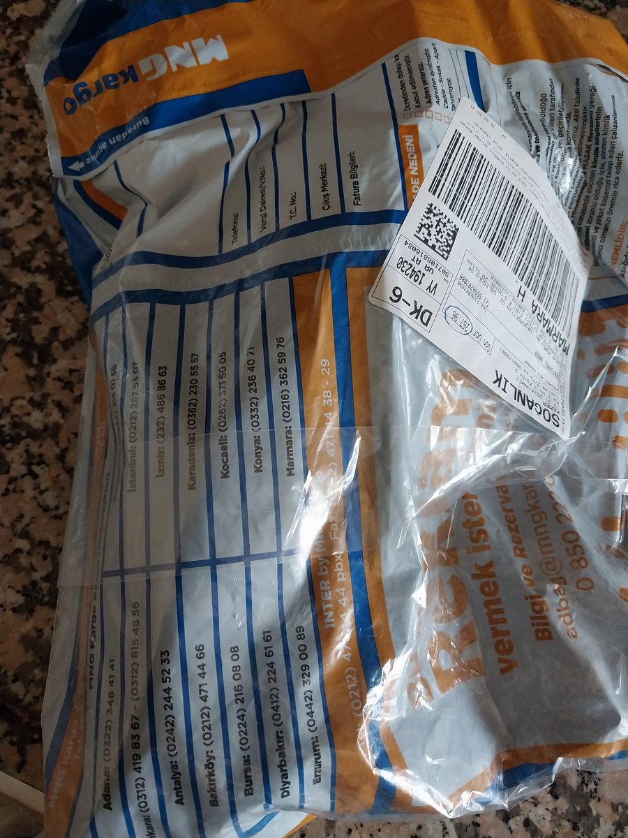 SerpilKA's tweet photo. Gercekten pes. 300 gramlik paket 267.90 tl😡
#Mngkargo
#mngkargopismanliktir
#mngkargoyanimizda
#mngkargosikayet https://t.co/Qm7KIZGk1J