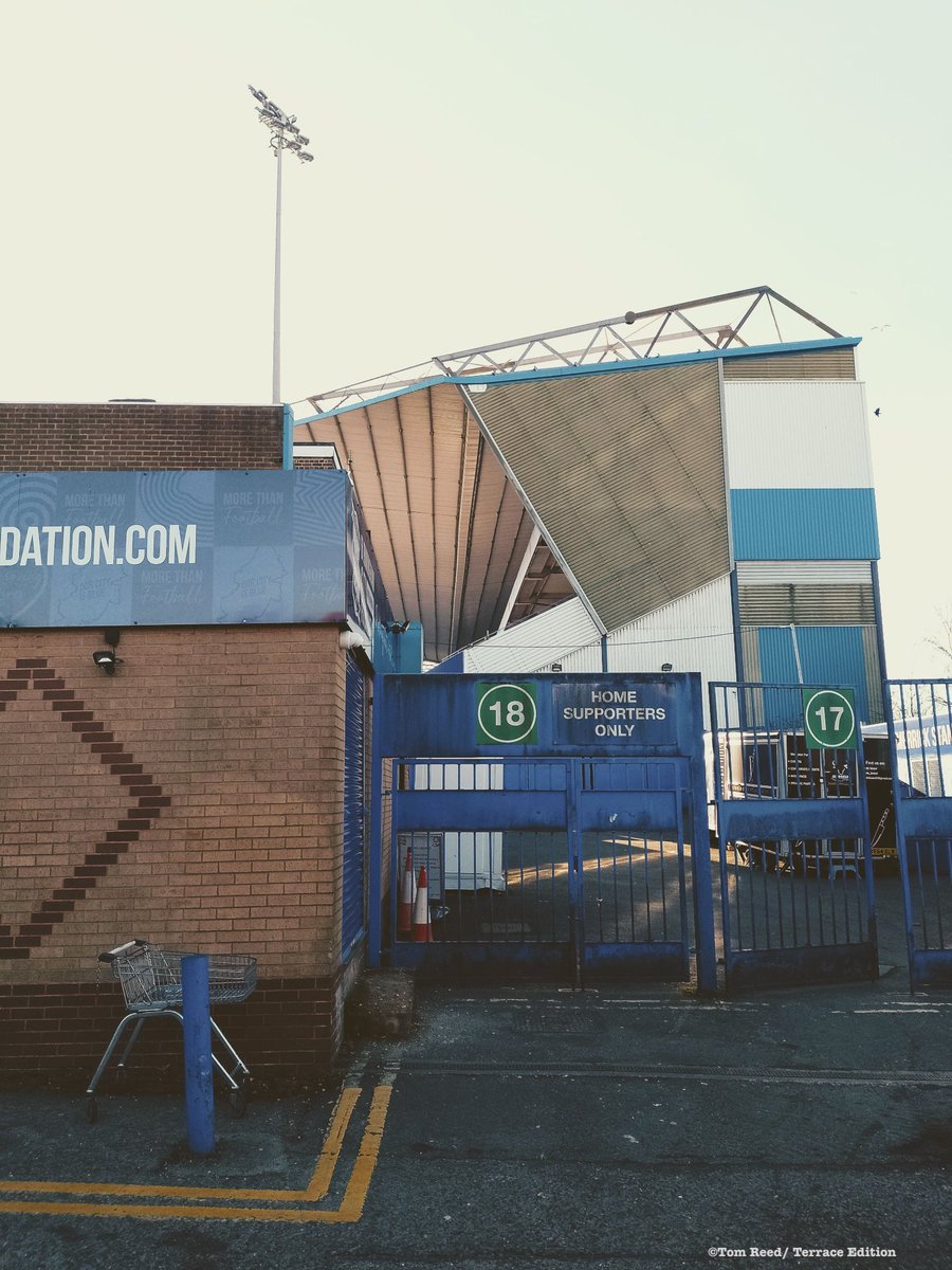 TerraceEdition's tweet photo. #BlueMonday today.
Post a football photo you've taken that's blue. 🧵
📸 @tomreedwriting at Birmingham City "Blues". https://t.co/wje0bUAOF3