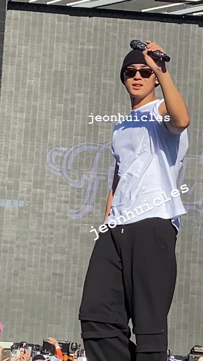 jeonhuicles's tweet photo. sharing my fav mingyu shots i took during soundcheck d1!!
PASENSYA NA SA WATERMARK 🤣
#SEVENTEEN #MINGYU #FOLLOWToBulacan #FOLLOWinBULACAN #FOLLOW_TO_BULACAN https://t.co/N2OEfn4pJ7