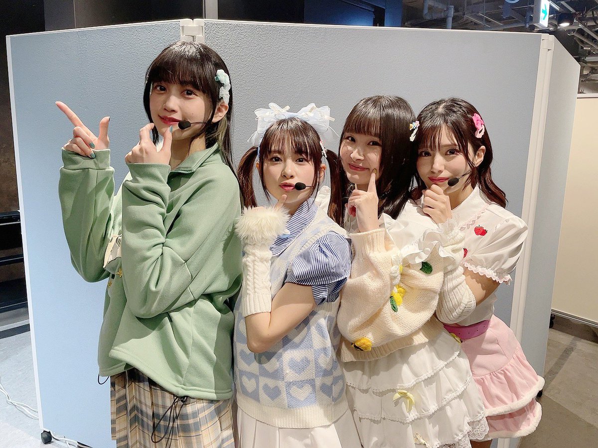 t_chiemi1006's tweet photo. 1年生曲！「Waku Waku! Monday Morning」
1年生らしくわちゃわちゃ可愛い曲💓
みんなで歌って踊って楽しかったな🌈 https://t.co/XyxZbSCiLP