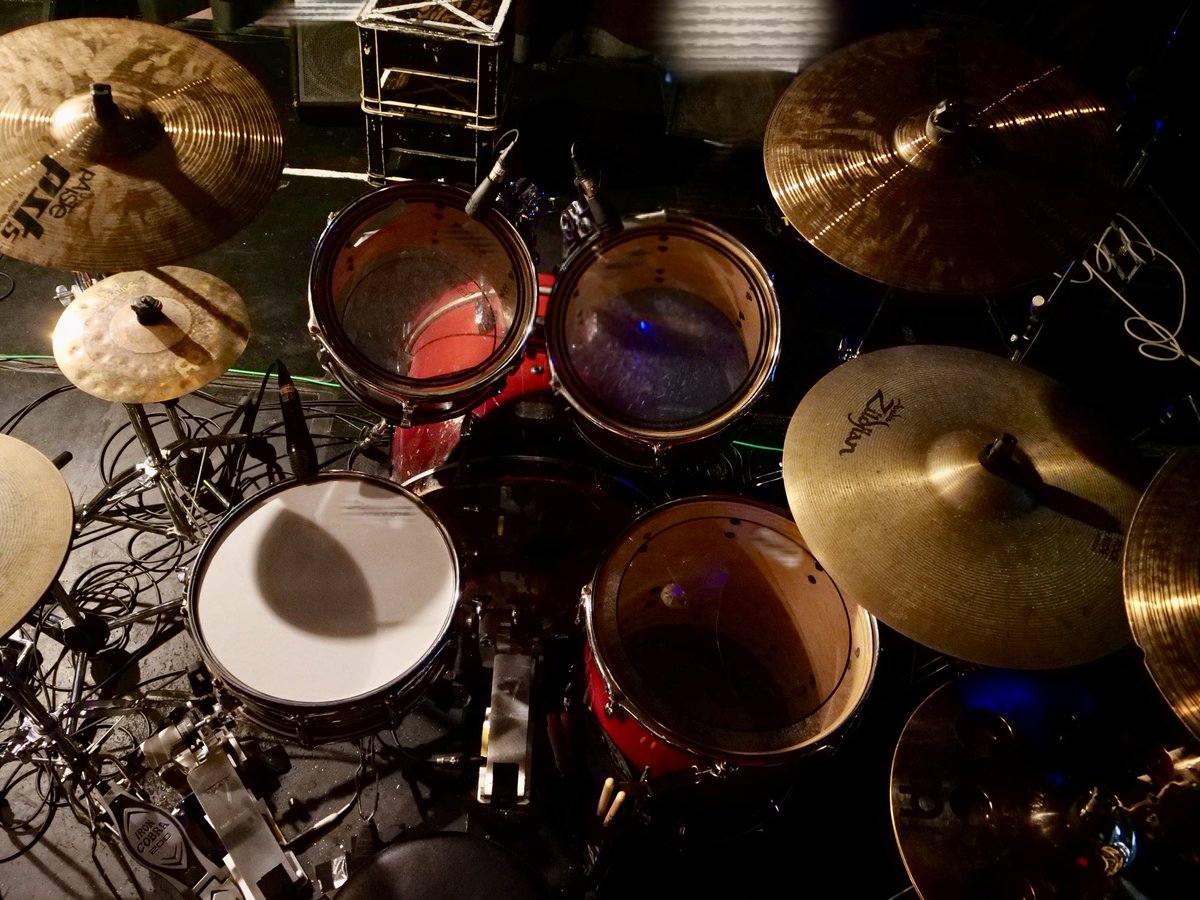 anridokodoko's tweet image. 1/13(土)公演「上野音横丁毒艶会 vol.23」
Lost in the Flamesの始動一周年記念のサポートでした！
応援して頂き誠にありがとうございました！

改めて始動一周年おめでとうございます💐🦋✨
益々飛躍の年にしていきましょう！！🐉🔥

#ロスフレ #litf #LostIntheFlames #上野音横丁 #LERNI #TRICK