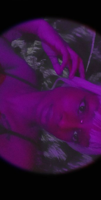 Im off to bed and you will spend your night alone and miserable wishing you were my pillow.   femdomnl