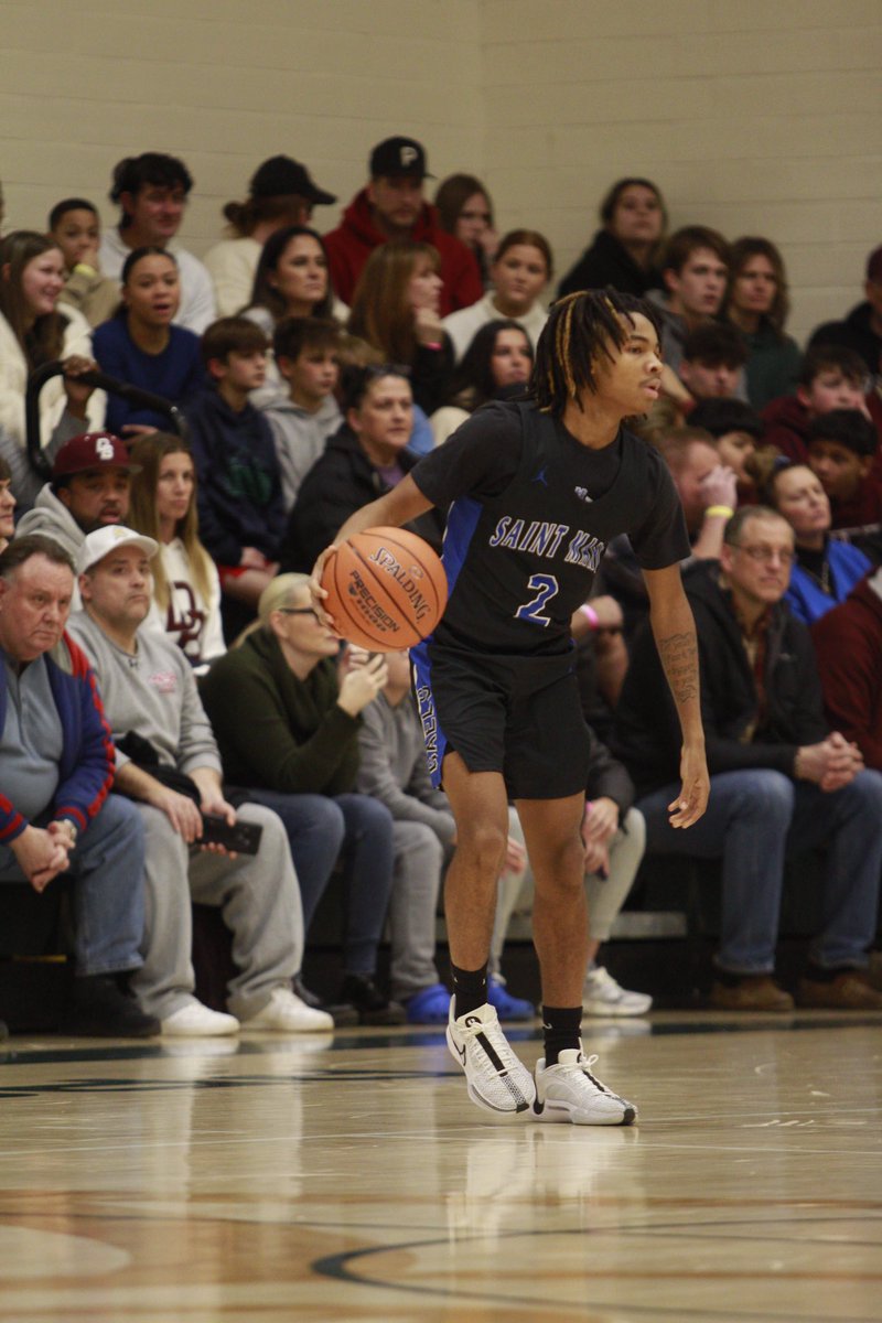 daves_joint's tweet photo. Early in the season leading up to this Friday’s game against @DBFastBreakClub at the Dennis Gregory Memorial Classic, @saintmaryhoops started off hot, winning their first 10 games of the season. Despite coming out on the other end against the Ironmen, the Gaels are one of Bergen County’s best kept secrets. With upperclassmen such as @ll_torres_ll, @lj_falconi & @LukeGaccione & freshman @caldwellelijah2, the Gaels are bound to make more noise & do better than last year’s 20-7 record.