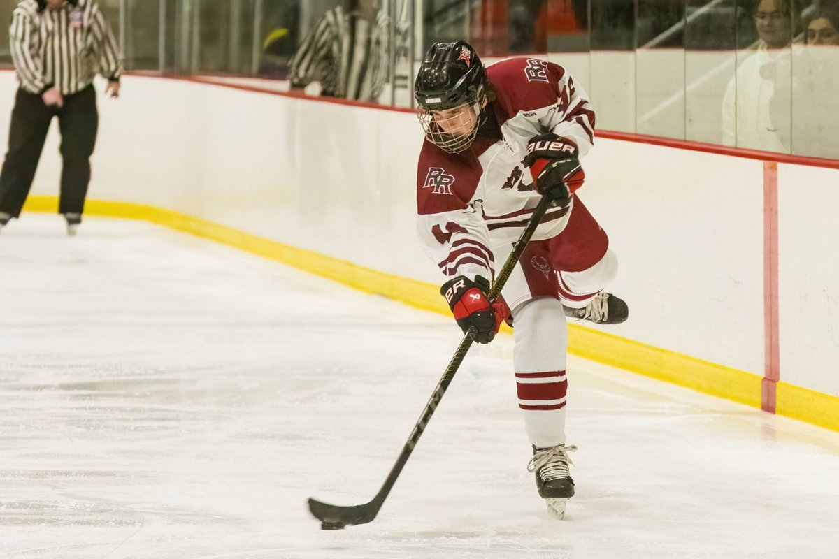 TimGregory58's tweet photo. Photos from the Heritage/Rock Ridge hockey team are posted at: https://t.co/sE2zxHyDLe https://t.co/h2v3HMnDTE