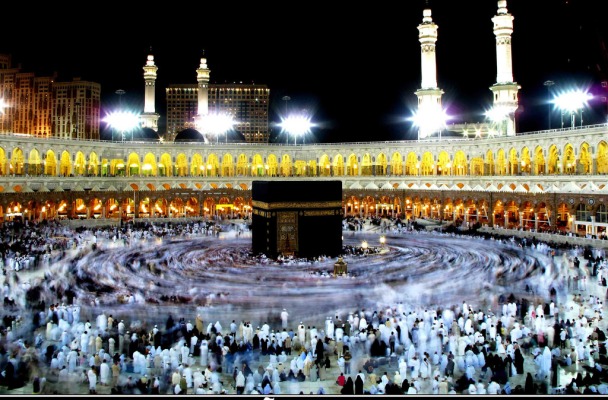 EimaanShabeer's tweet photo. Allah pak hum sab ko Madina jana naseeb farmae https://t.co/00M7hMAuBe