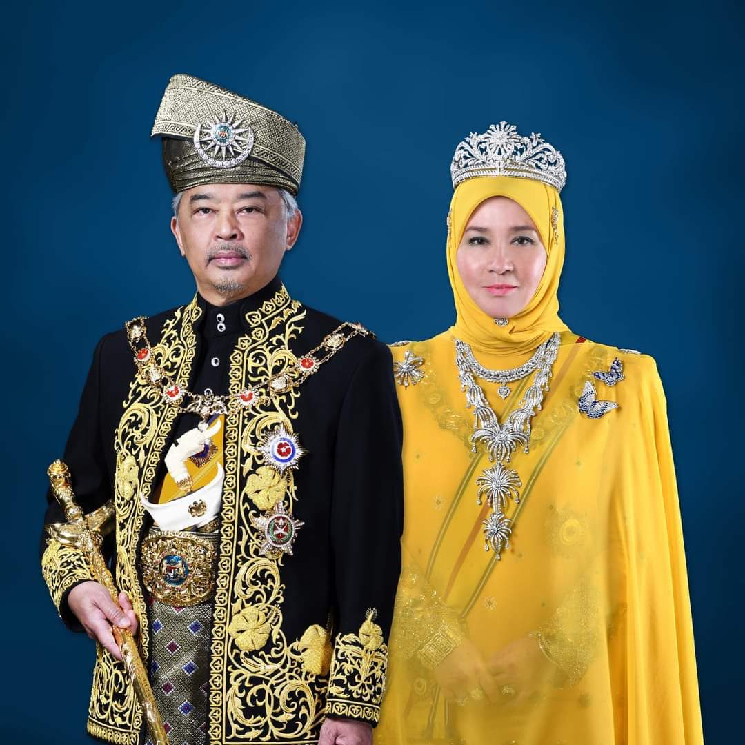 tamarjaya0's tweet photo. Raja dan rakyat berpisah tiada.

#KekalTenang
#DaulatTuanku https://t.co/K9NB0P8dPT