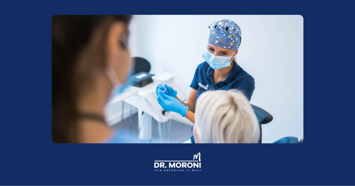 DrMoroni's tweet photo. Unser Prophylaxe-Team arbeitet Hand in Hand, damit unsere Patient:innen sich rundum wohl fühlen. Erfahr mehr über unser tolles Team: https://t.co/oX2Zdor04x

#zahnarzt #zahnarztpraxis #job #career #karriere #karrierestart https://t.co/dFtPkec4KS
