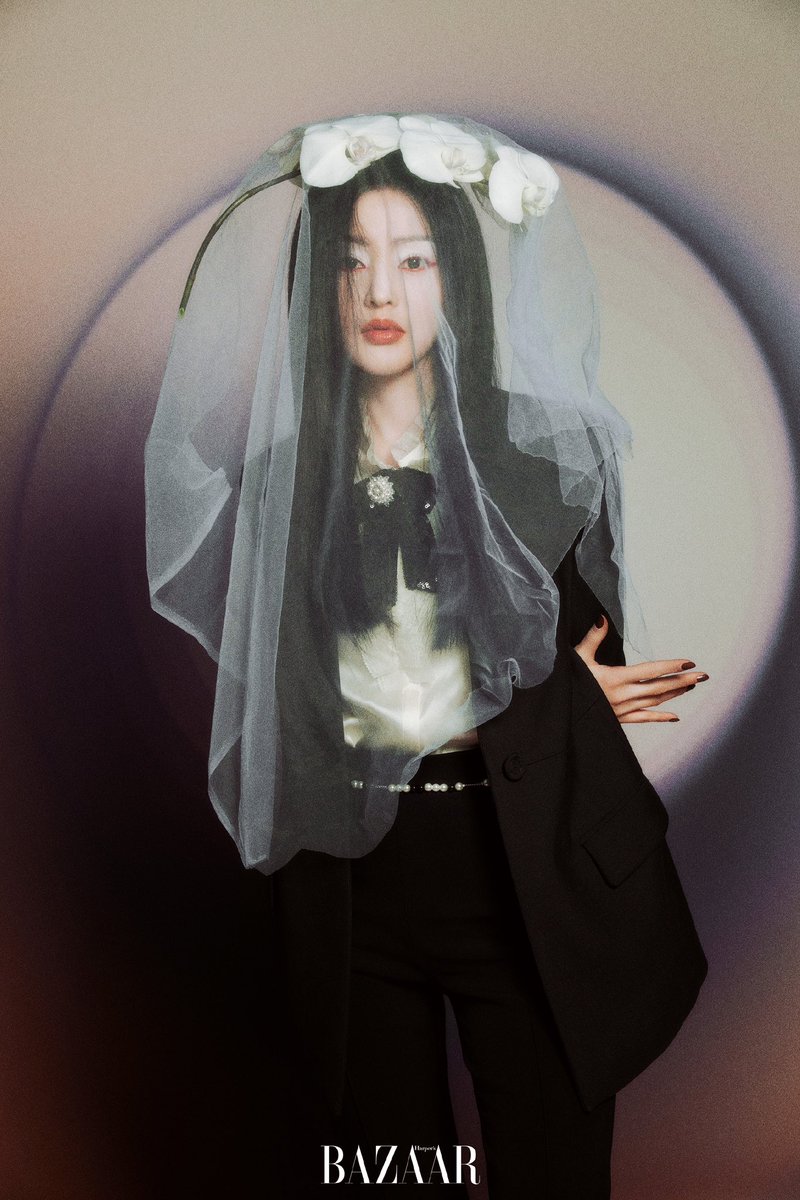 etherealdior's tweet photo. Zhang Tianai for the cover of MiniBazaar, January 2024 https://t.co/uNOUhtglMw