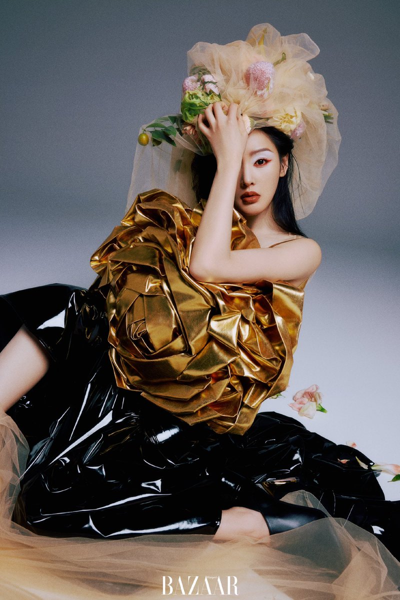 etherealdior's tweet photo. Zhang Tianai for the cover of MiniBazaar, January 2024 https://t.co/uNOUhtglMw