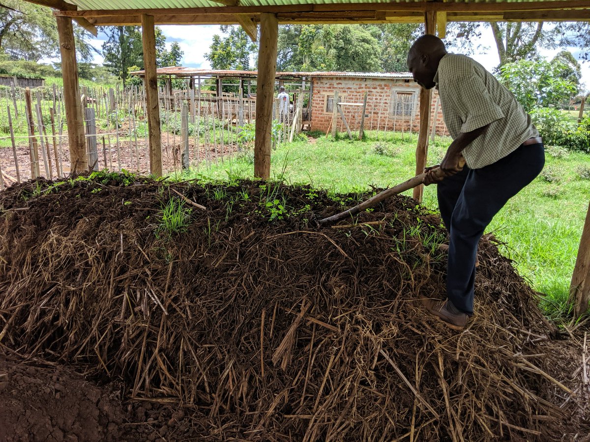 Agroecologyhub's tweet photo. "🌱 It's a new week at #MHAC! Let's sow the #seedsofchange and embrace the beauty of #agroecology as we step into the pre-planting season. Help create a community of sustainable farmers and together, let's paint a greener, vibrant picture for our world. 🌿#organic https://t.co/7MXCcOaRTJ