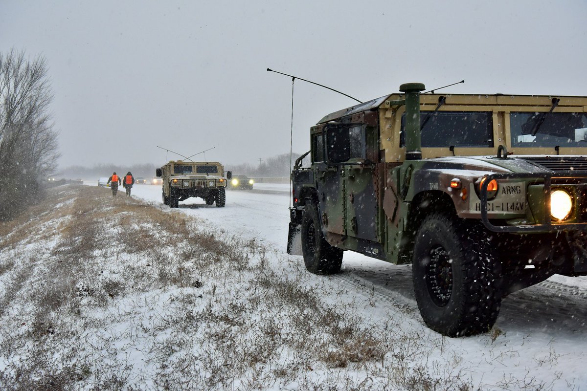 arkansasguard's tweet photo. Soldiers and Airmen of the Arkansas National Guard are always ready to answer the call of duty! During this winter weather storm, we continue to augment the Arkansas State Police efforts to keep our roadways and motorists safe.
#AlwaysReadyAlwaysThere
#ArkansasFirst https://t.co/9qYYRxd45P