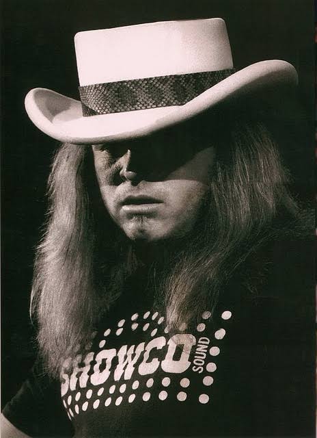 Happy birthday to the one and only, Ronnie Van Zant !!!! 🙏🏻

January 15, 1948 🙏🏻

#lynyrdskynyrd #ronnievanzant #southernrock